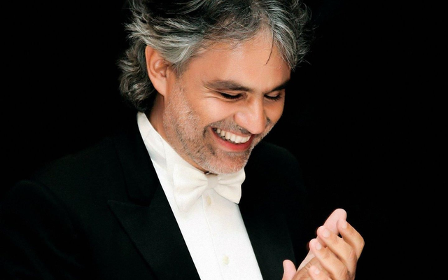 ANDREA BOCELLI Lajatico concert Full Concert Disposal pick-up drop-off Florence Mercedes & private driver English speacking CHOOSE YOUR MERCEDES CLASS