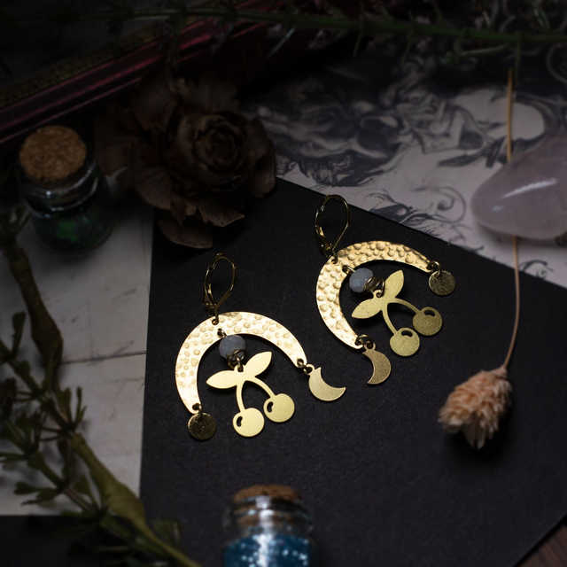 "Cœur Cerise" boucle d'oreille en laiton