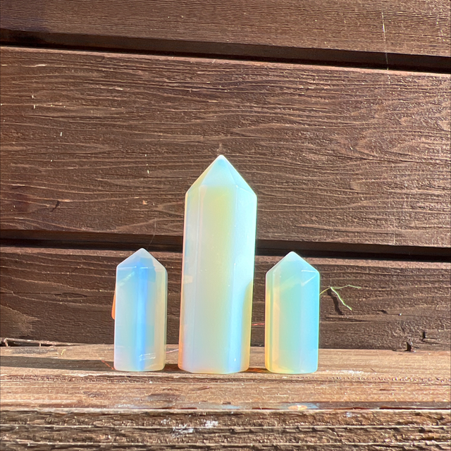 Opalite point 