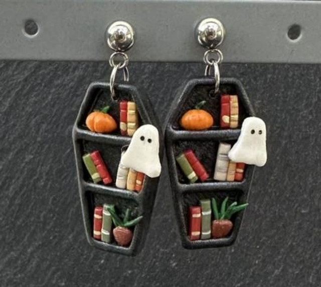 Boucles d'oreilles bibliothèque cercueil 