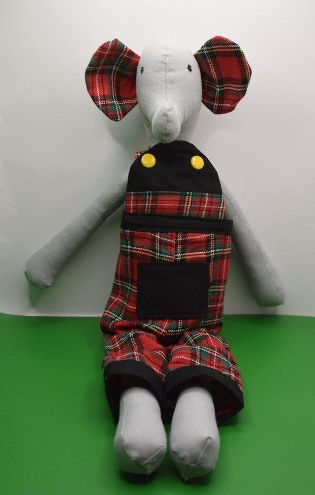 Elefantenpuppe Miro