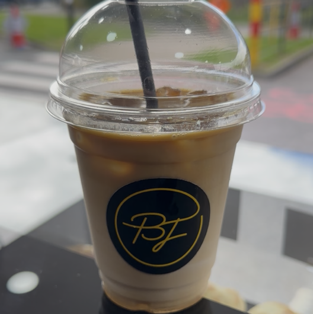 Iced coffee