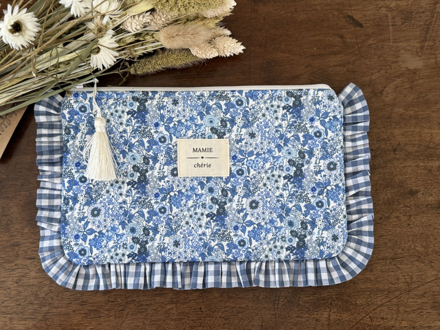 Pochette plate à froufrous L [MAMIE]