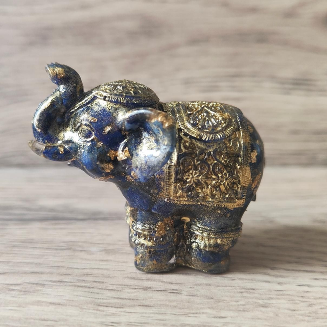 Eléphant lapis lazuli orgonite