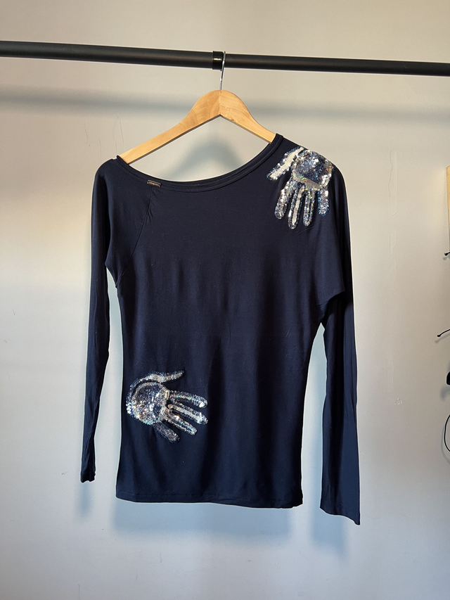 Sequins hands top #0017