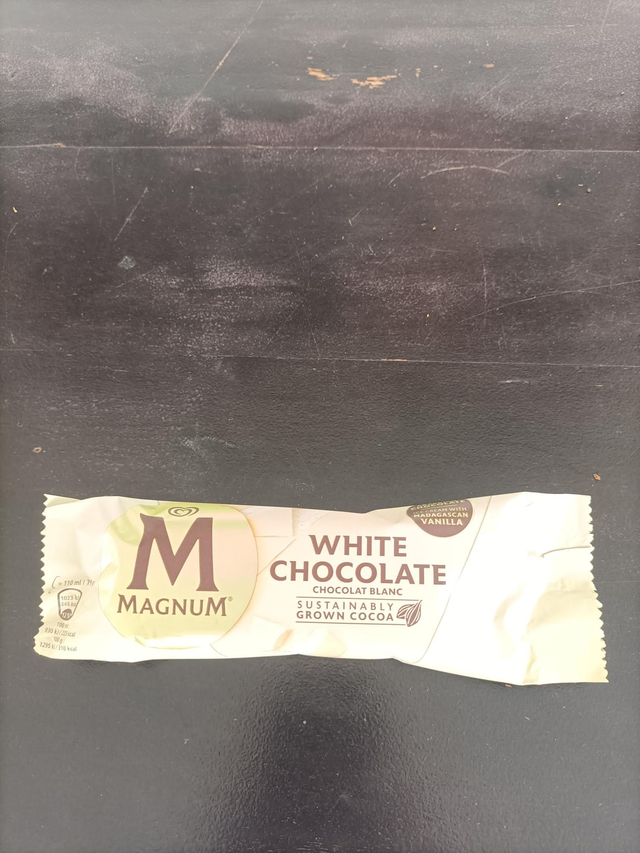 Magnum White Chocolate