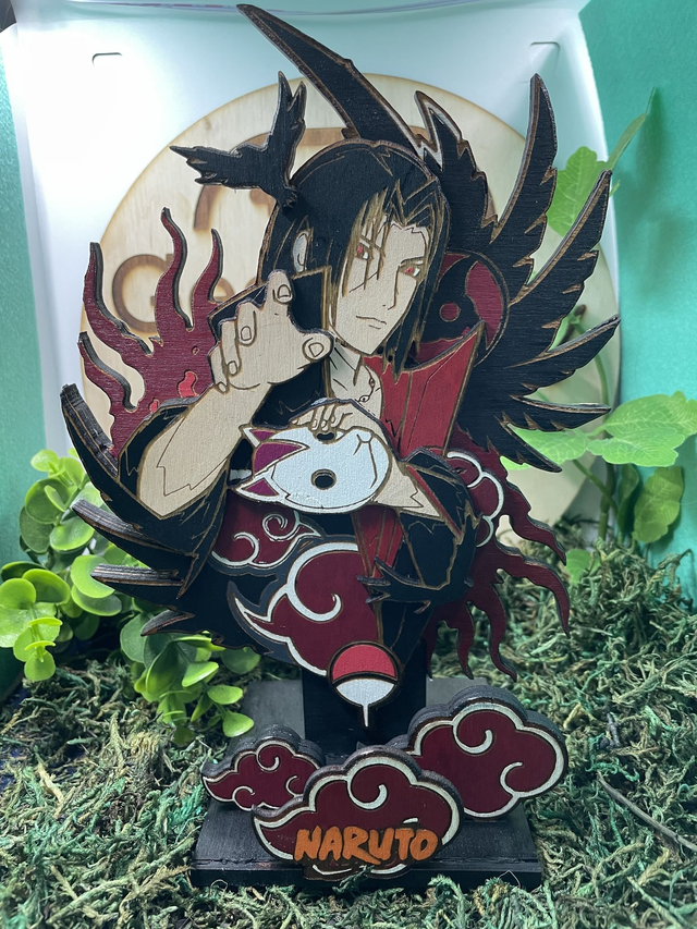 Figurine Naruto, Itachi Uchiwa en bois