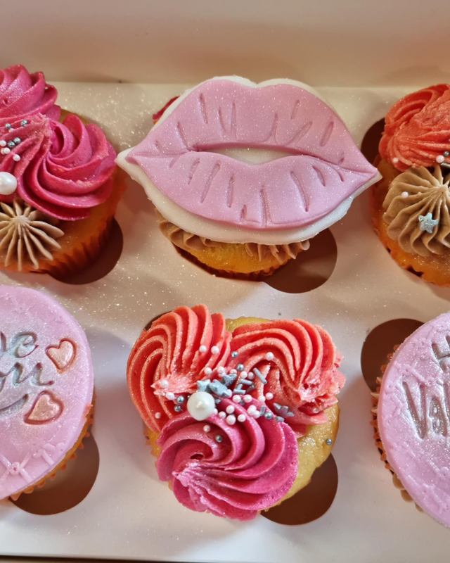 DF / GF 6 valentines cupcakes ( not suitable for posting)