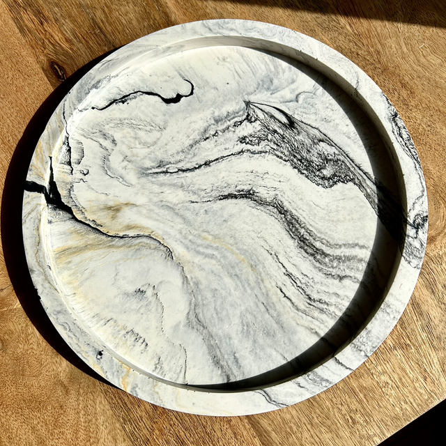 Grand plateau rond effet marbre noir 