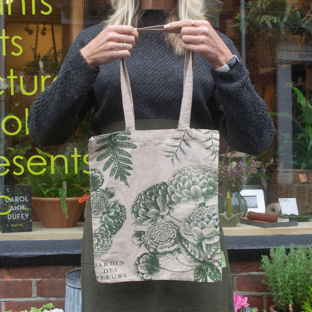Jardin de Fleurs Tote Bag