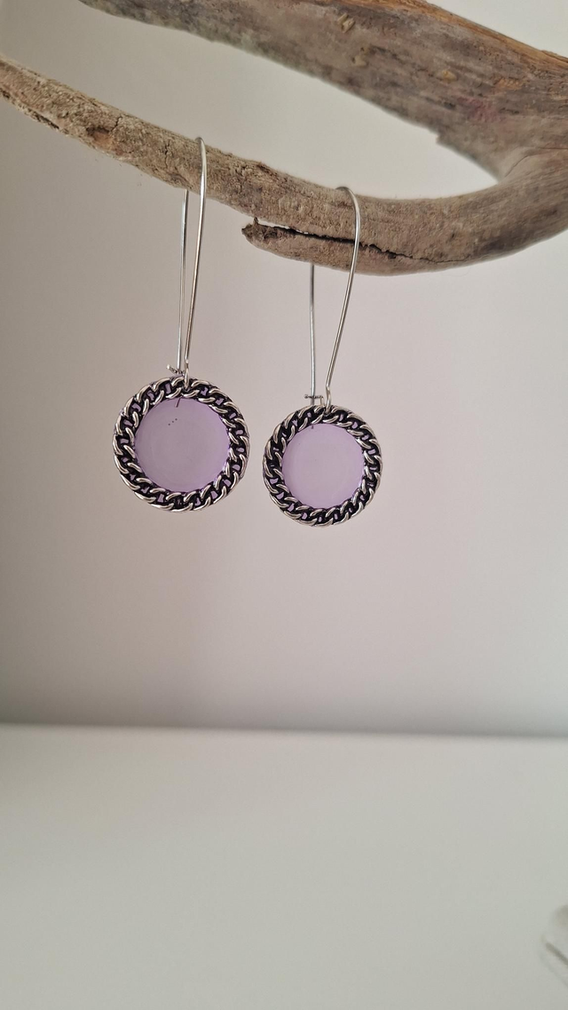 Boucles oreilles chaines mauves