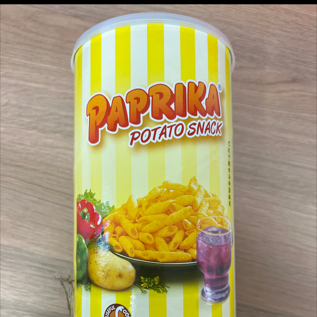 Paprika Potato Snack Can 