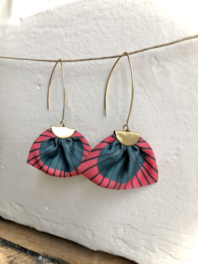 Boucles d&#039;oreilles - LONGUES PLUMES - rouge et vert