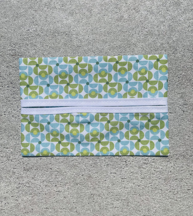 Étui mouchoirs Petit Format