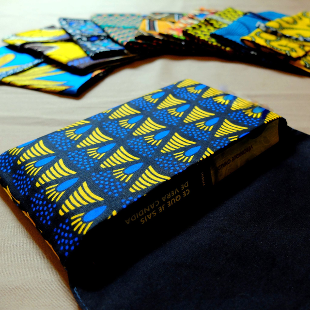 Pochette à livre en wax du Sénégal