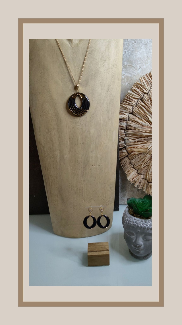 Parure bleu nuit rond creux doré 