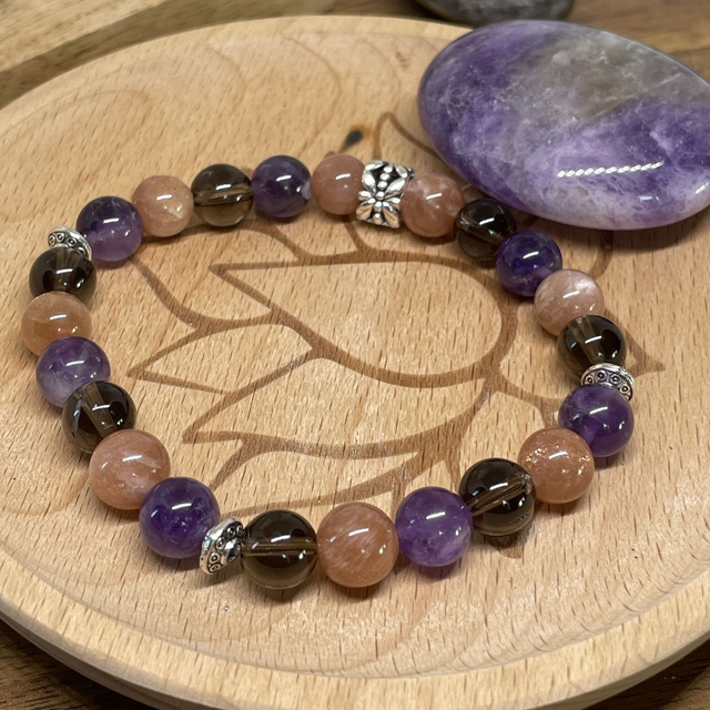 🌺♏️🧘♀️Bracelet Signe Scorpion en Pierre de soleil, Améthyste et Quartz fumé
