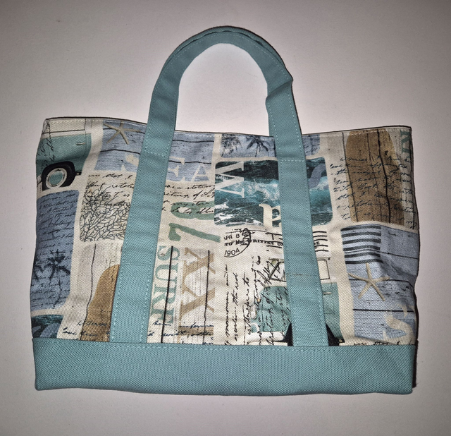 Sac en coton aqua-verde et motifs vacances Modèle Agnès