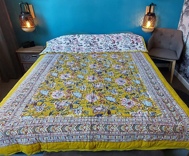 Édredon fait main en coton imprimé bloc - Plaid ou couvre-lit florale réversible pour lit simple - Jaune, rose, rouge, vert, blanc
