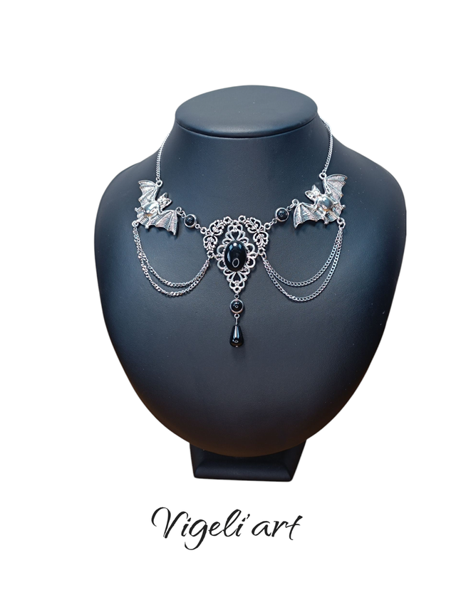 Colliers obsidienne chauve souris 