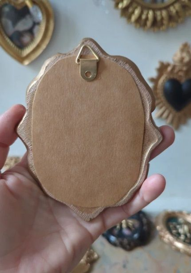 Cadre baroque doré miroir lune