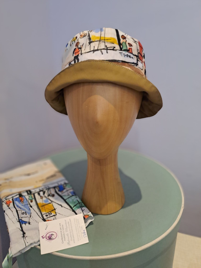 Bob de Pluie Aquarelle "Ecole de voile" intérieur camel