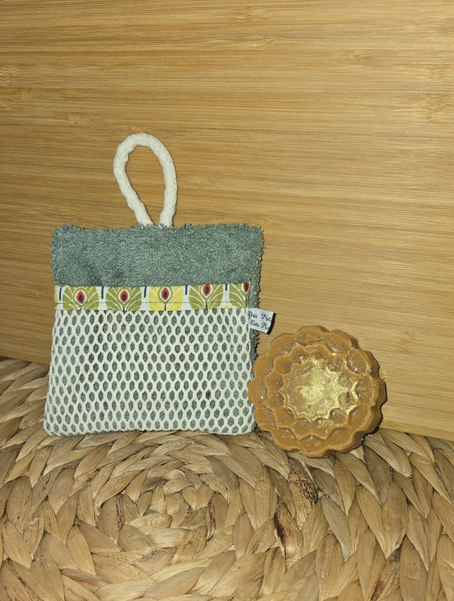 Pochette A Savon A Suspendre