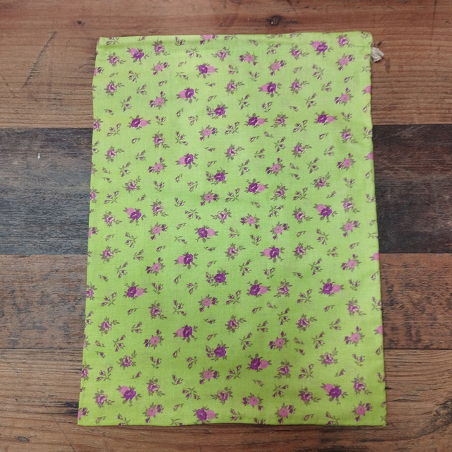 Vert pomme fleur mauve et rose - Hauteur 40 cm x Largueur 26 cm