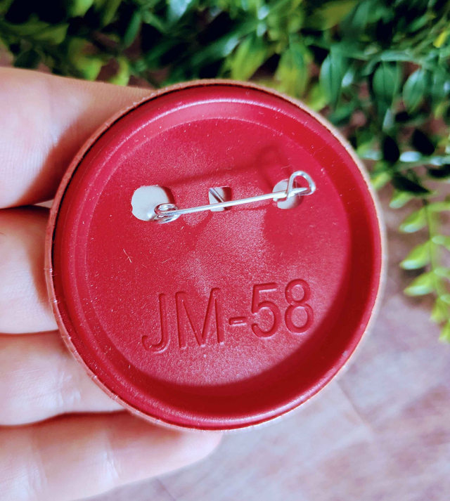 Badge "Dé Eau Oops" - 58 mm