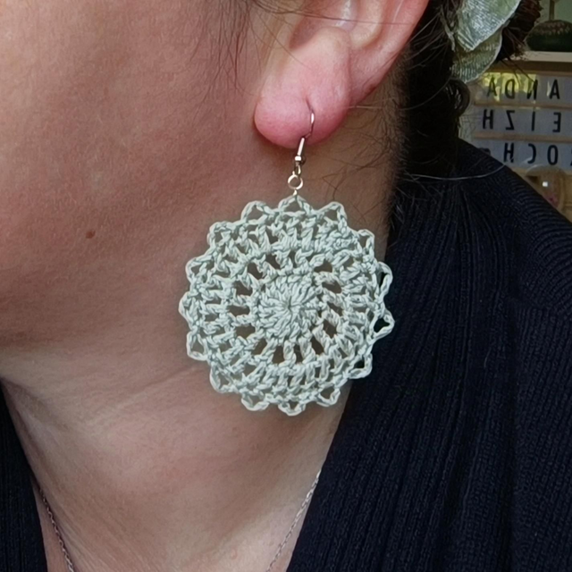 Boucles d'oreilles DOLLY en  Micro-Crochet - fait main - en Coton perlé DMC