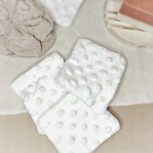 Lot de 3 lingettes démaquillantes à l’eau