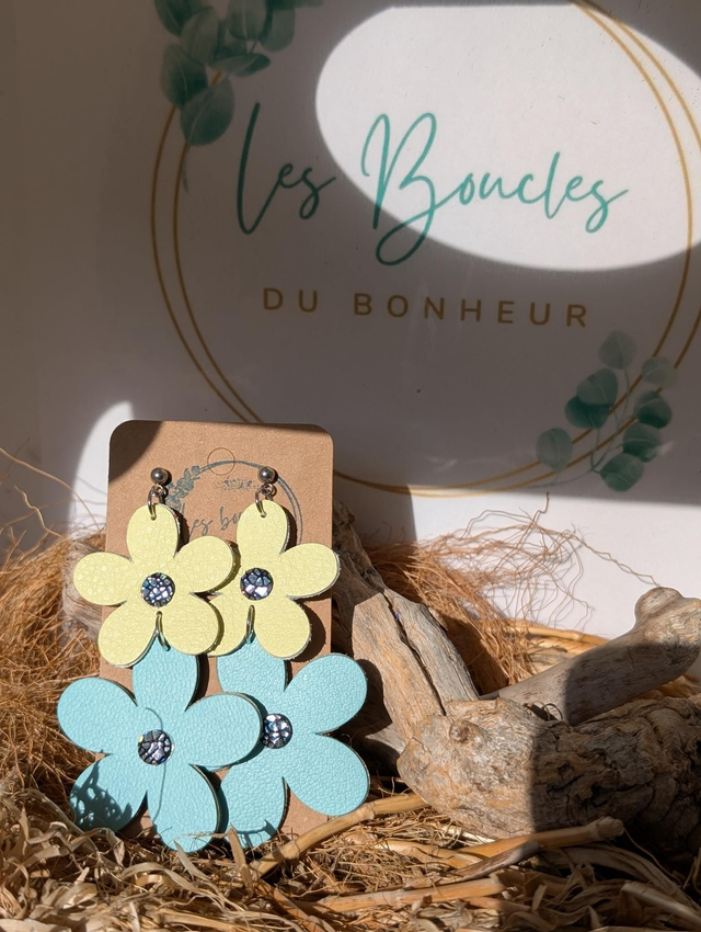 Boucles d&#039;oreilles Marguerite jaune bleu m1026