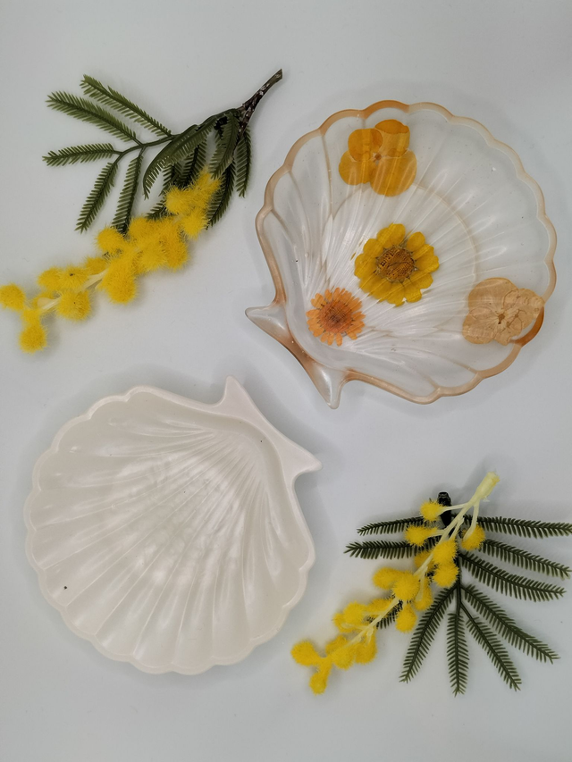 Porte savon en résine: choix de la forme dans le menu déroulant