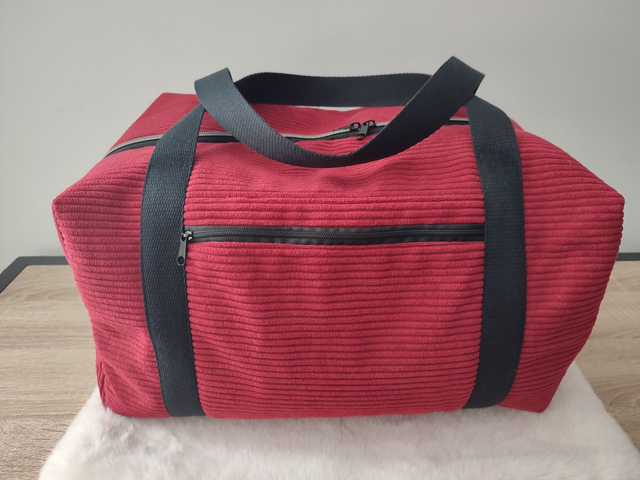 Sac de voyage rouge framboise 