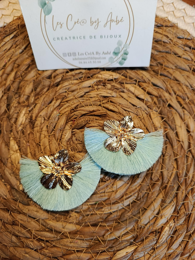 BO MINI BOHEME "FLORALE" GOLD/ POMPONS BLEU CIEL 0000246