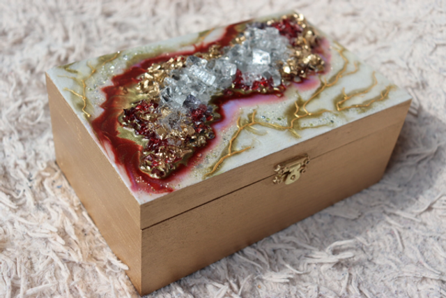 3D Gold/Wine Wooden Box With 3 Compartments