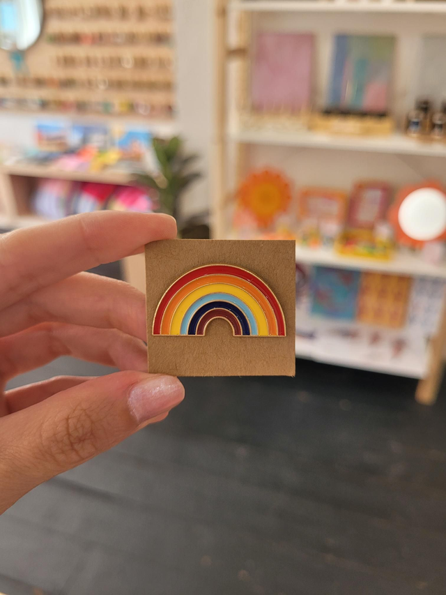 Rainbow enamel pin badge - HE-135