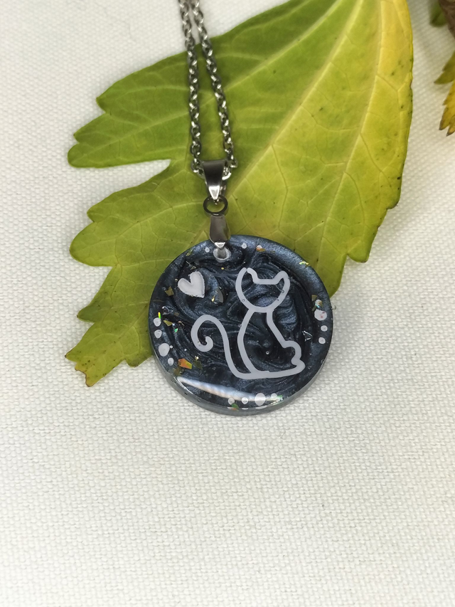 Pendentif "La nuit tous les chats sont gris"