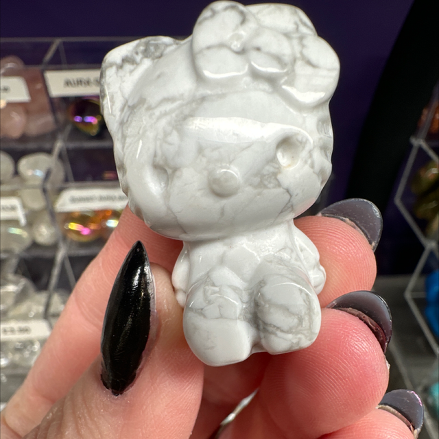 White Howlite Hello Kitty