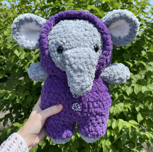 Éléphant en pyjama