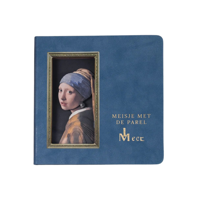 Pearl Earring