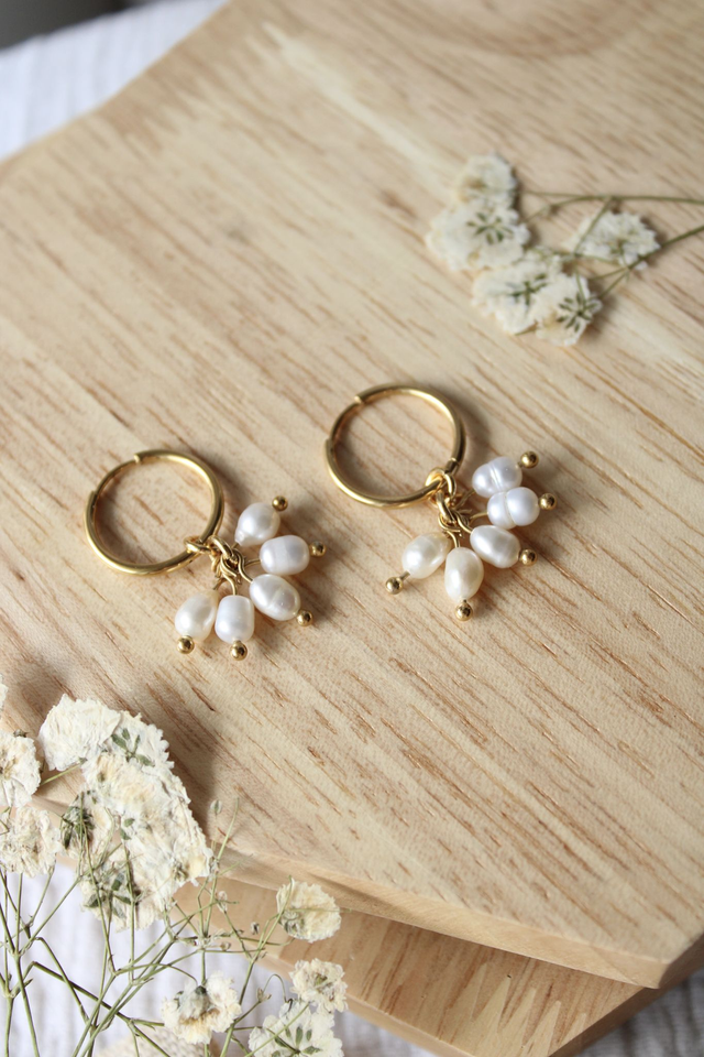 Boucles d’oreilles créoles - Bouquet de perles 