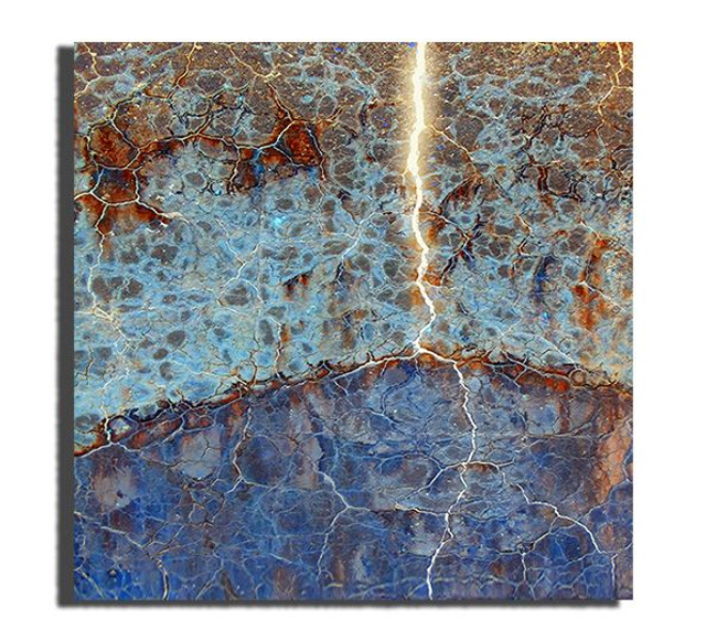 04 Abstract - Light Cracks The Dark, 2023.