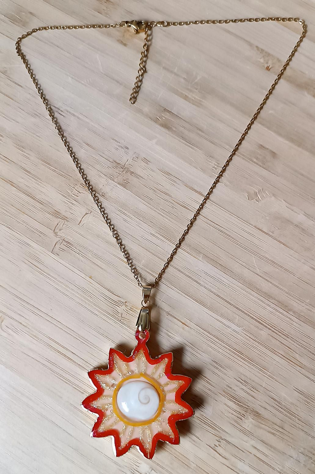 Collier oeil de sainte Lucie soleil