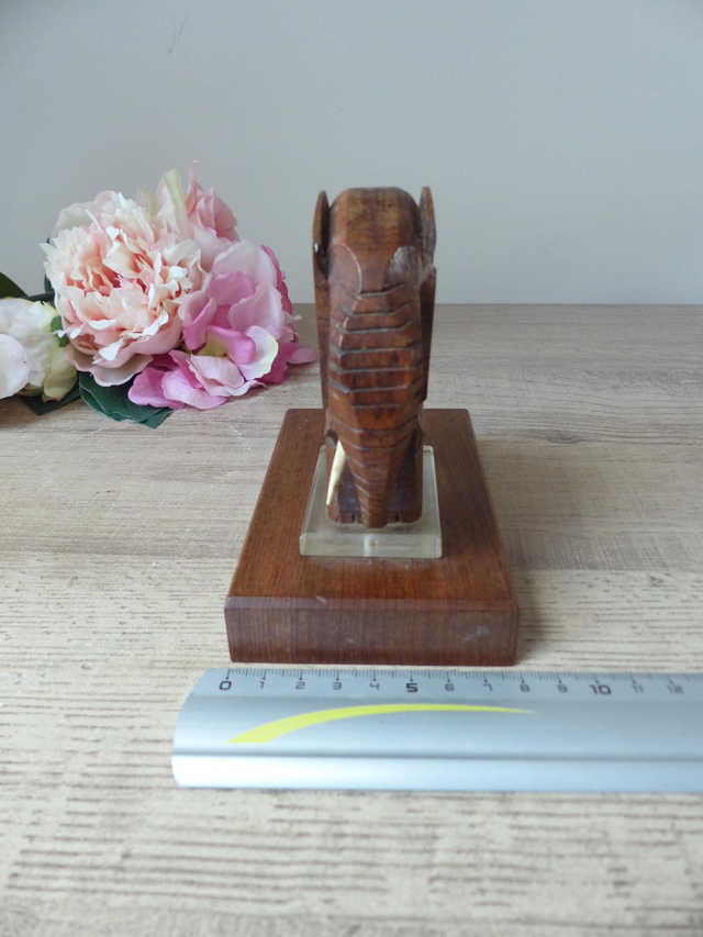 Paire serre-livres deux éléphants en bois sculpté marron, Statues d’éléphants, Support de livres animaux vintage, Décoration intérieure