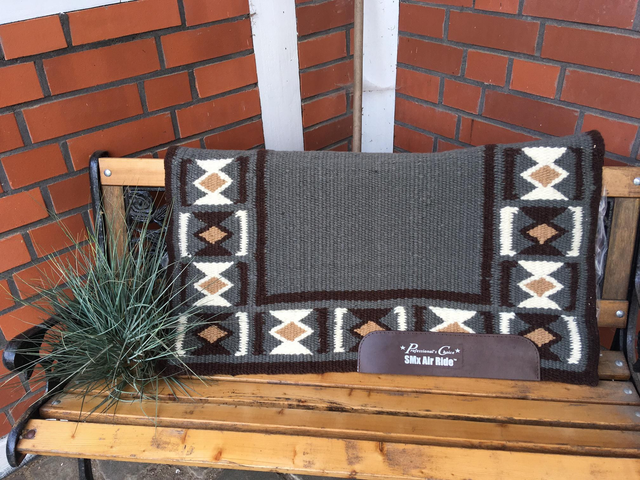 Professionalˋs Choice 
HOURGLAS PAD, Charcoal-Choco