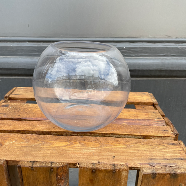 Fish Bowl Vase Hire - 5 Available 