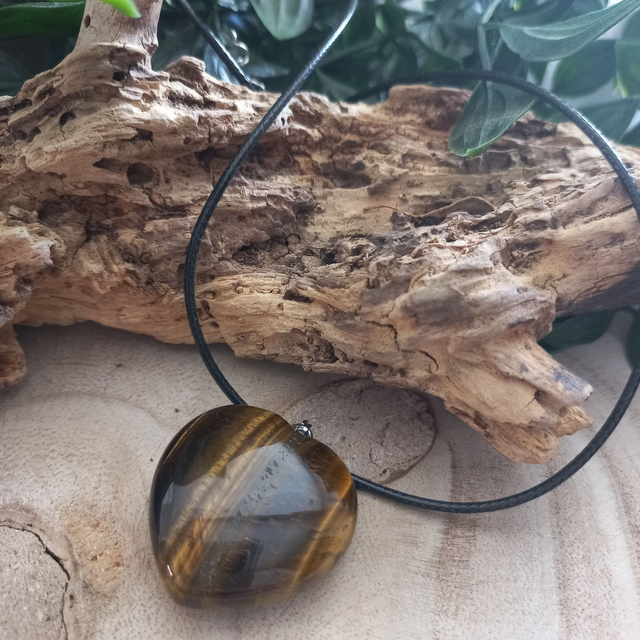 Pendentif en Oeil de tigre