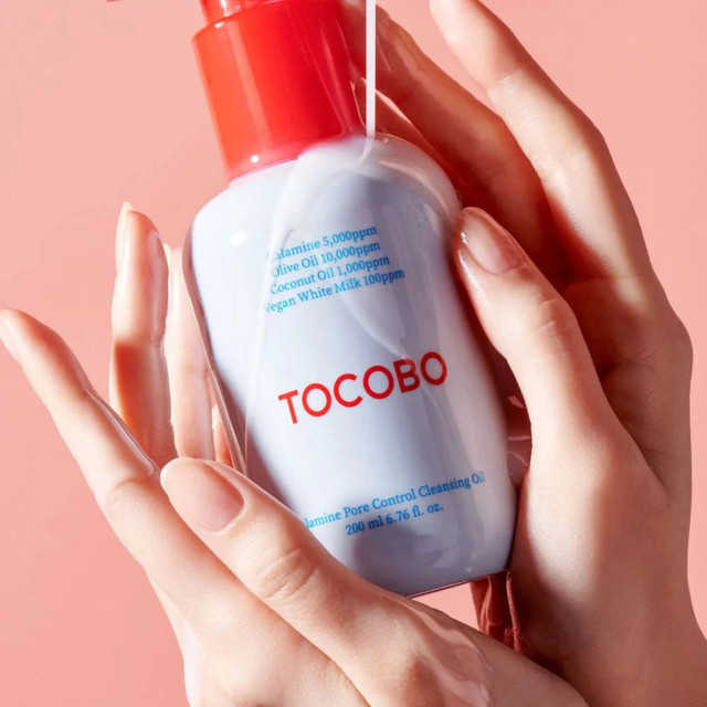 TOCOBO Calamine Pore Control Cleansing Oil