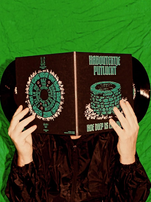 HOE DIEP IS EEN PUT? OP VINYL 2 X 10"